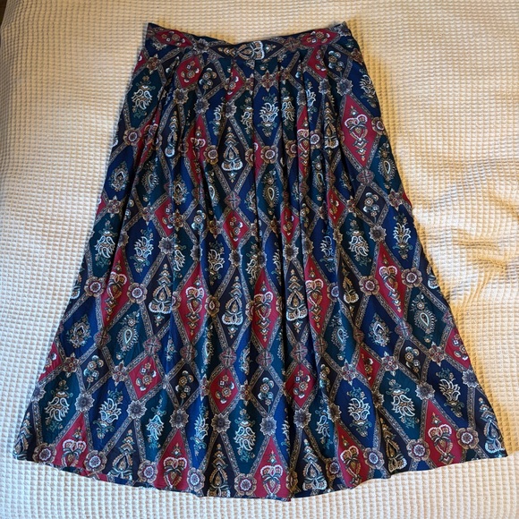 Vintage A-Line, Fit & Flare, Floral Patterned Midi Skirt | Worthington Woman 20W - Picture 1 of 9
